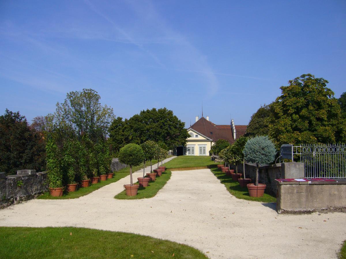 Terrace gardens at Kirchheim Palace after the remodel