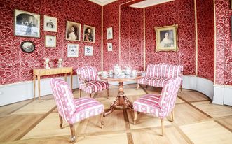 Upholstered furniture in the garden room at Kirchheim Palace